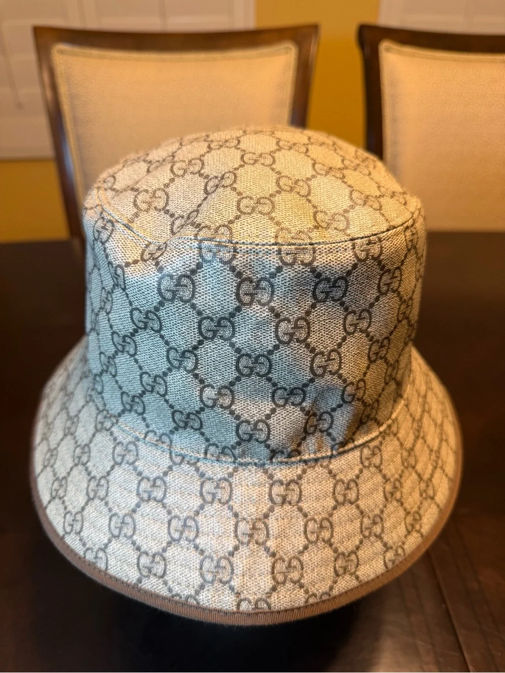 New Authentic Gucci GG Supreme Logo Leather Bucket Hat Tan Brown Size L